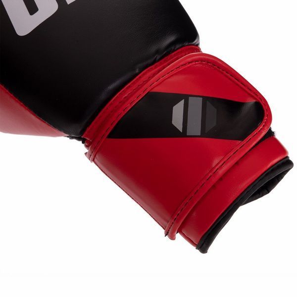 Рукавички боксерські UFC PRO Compact UHK-69998 S-M червоний-чорний