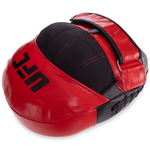 Лапа Вигнута для боксу та єдиноборств UFC PRO Micro UCP-75344 23х17,5х4,5см 2шт чорний-червоний